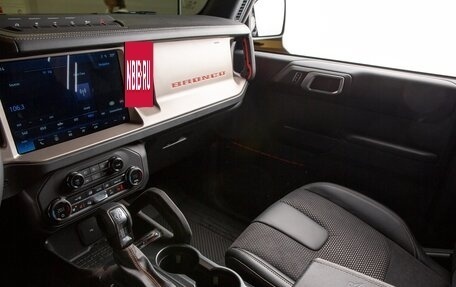 Ford Bronco, 2024 год, 17 298 000 рублей, 14 фотография