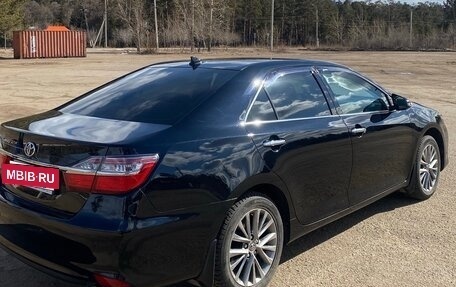 Toyota Camry, 2017 год, 2 450 000 рублей, 3 фотография