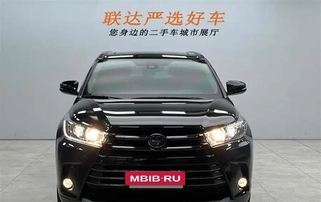Toyota Highlander III, 2021 год, 3 266 000 рублей, 2 фотография