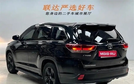 Toyota Highlander III, 2021 год, 3 266 000 рублей, 5 фотография