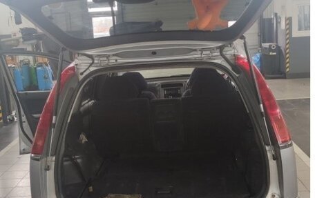 Honda Stream I рестайлинг, 2002 год, 610 000 000 рублей, 8 фотография