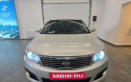 KIA Magentis II рестайлинг, 2010 год, 750 000 рублей, 2 фотография