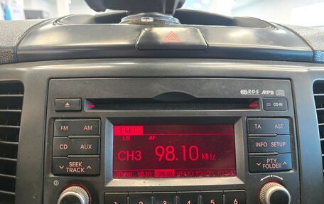 KIA Magentis II рестайлинг, 2010 год, 750 000 рублей, 14 фотография