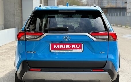 Toyota RAV4, 2020 год, 4 500 000 рублей, 7 фотография