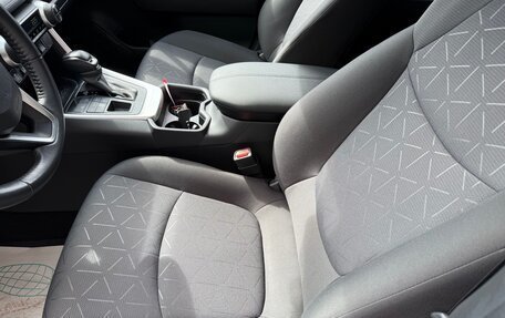 Toyota RAV4, 2020 год, 4 500 000 рублей, 20 фотография