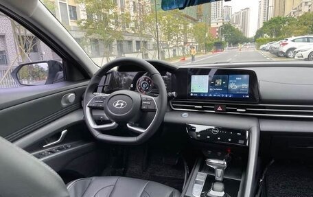 Hyundai Elantra, 2022 год, 1 330 000 рублей, 11 фотография