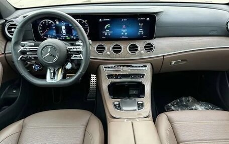 Mercedes-Benz E-Класс AMG, 2021 год, 93 292 рублей, 14 фотография