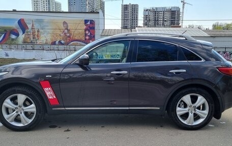 Infiniti FX II, 2011 год, 1 750 000 рублей, 1 фотография