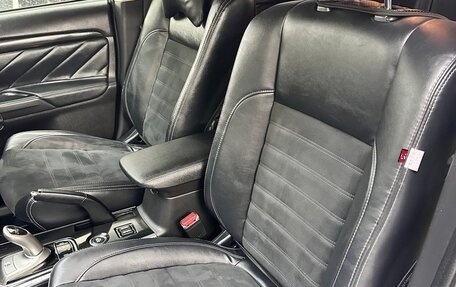 Mitsubishi Outlander III рестайлинг 3, 2015 год, 2 050 000 рублей, 17 фотография