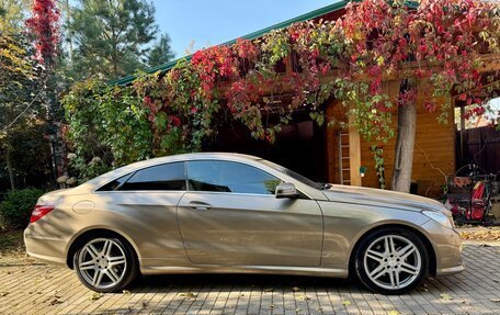 Mercedes-Benz E-Класс, 2010 год, 1 200 000 рублей, 7 фотография