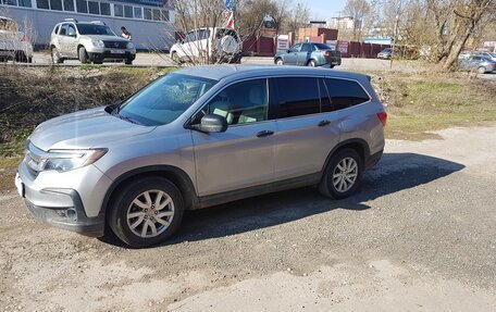 Honda Pilot III рестайлинг, 2018 год, 3 200 000 рублей, 3 фотография
