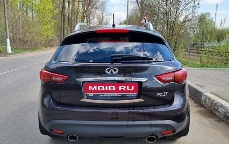 Infiniti FX II, 2011 год, 1 750 000 рублей, 2 фотография