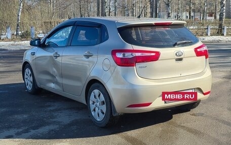 KIA Rio III рестайлинг, 2013 год, 600 000 рублей, 6 фотография