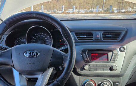 KIA Rio III рестайлинг, 2013 год, 600 000 рублей, 7 фотография