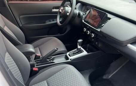 Honda Fit, 2022 год, 1 450 500 рублей, 8 фотография