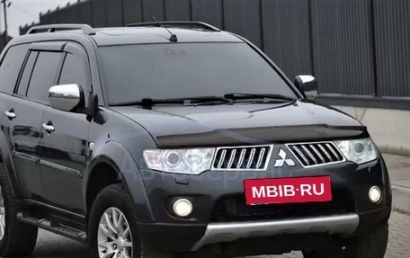 Mitsubishi Pajero Sport II рестайлинг, 2012 год, 1 680 000 рублей, 3 фотография