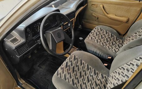 Opel Kadett E рестайлинг, 1988 год, 110 000 рублей, 10 фотография