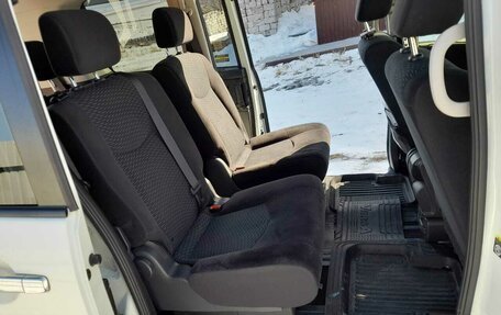 Nissan Serena IV, 2016 год, 1 750 000 рублей, 13 фотография