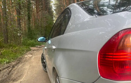 BMW 3 серия, 2006 год, 1 160 000 рублей, 7 фотография