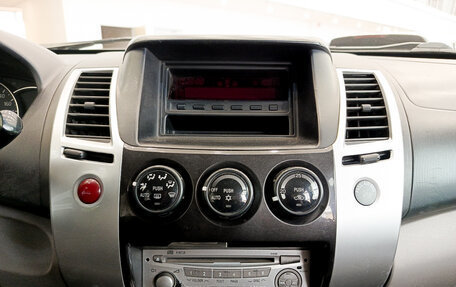 Mitsubishi Pajero Sport II рестайлинг, 2010 год, 1 318 000 рублей, 19 фотография