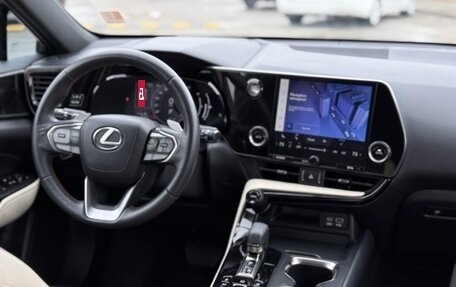 Lexus NX, 2022 год, 3 980 000 рублей, 5 фотография