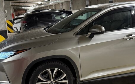 Lexus RX IV рестайлинг, 2020 год, 5 600 000 рублей, 4 фотография