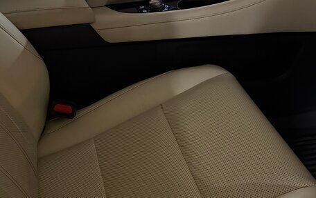 Lexus RX IV рестайлинг, 2020 год, 5 600 000 рублей, 8 фотография