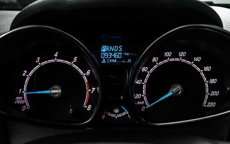 Ford Fiesta, 2015 год, 949 000 рублей, 10 фотография