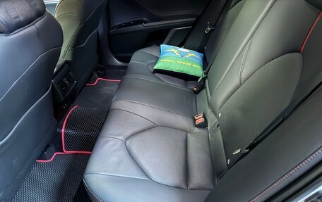 Toyota Camry, 2020 год, 3 450 000 рублей, 5 фотография