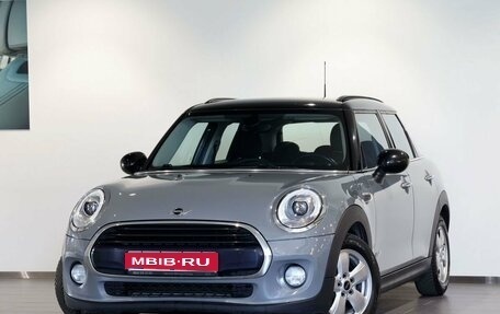 MINI Hatch, 2016 год, 1 490 000 рублей, 1 фотография