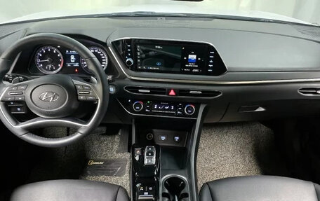 Hyundai Sonata VIII, 2021 год, 2 108 833 рублей, 8 фотография