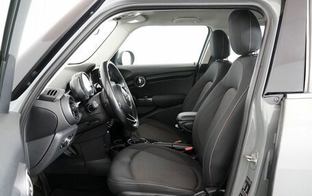 MINI Hatch, 2016 год, 1 490 000 рублей, 11 фотография