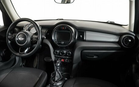 MINI Hatch, 2016 год, 1 490 000 рублей, 14 фотография