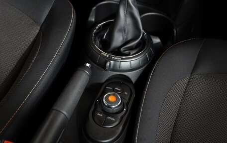 MINI Hatch, 2016 год, 1 490 000 рублей, 21 фотография