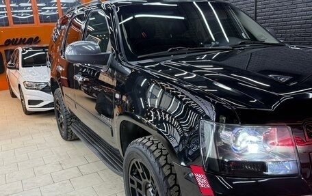 Chevrolet Tahoe III, 2013 год, 2 600 000 рублей, 2 фотография
