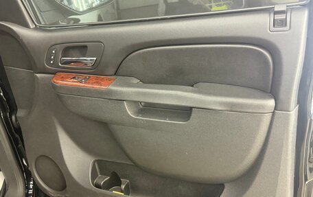 Chevrolet Tahoe III, 2013 год, 2 600 000 рублей, 17 фотография