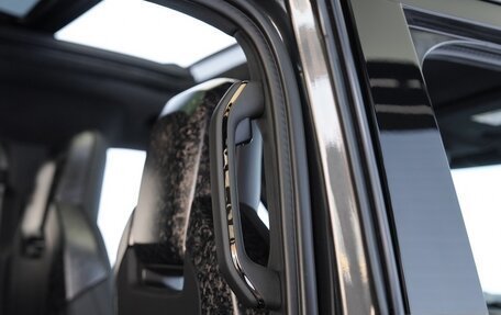 Land Rover Defender II, 2025 год, 31 300 000 рублей, 14 фотография
