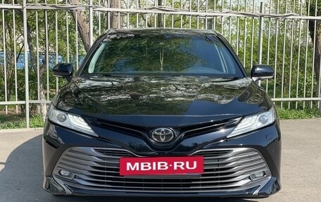 Toyota Camry, 2018 год, 2 950 000 рублей, 6 фотография