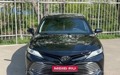 Toyota Camry, 2018 год, 2 950 000 рублей, 7 фотография