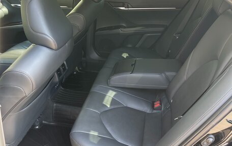 Toyota Camry, 2018 год, 2 950 000 рублей, 19 фотография