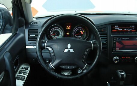 Mitsubishi Pajero IV, 2012 год, 1 890 000 рублей, 13 фотография