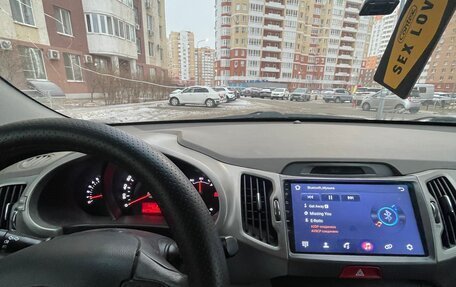 KIA Sportage III, 2011 год, 1 300 000 рублей, 6 фотография