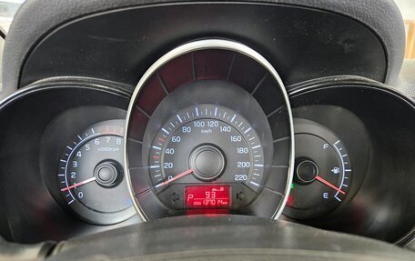 KIA Rio III рестайлинг, 2012 год, 890 000 рублей, 17 фотография