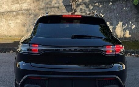 Porsche Macan I рестайлинг, 2022 год, 6 220 000 рублей, 4 фотография