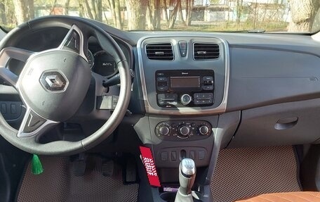 Renault Logan II, 2021 год, 1 400 000 рублей, 17 фотография