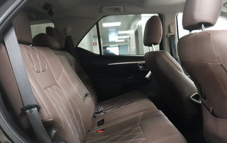 Toyota Fortuner II, 2019 год, 3 470 000 рублей, 9 фотография