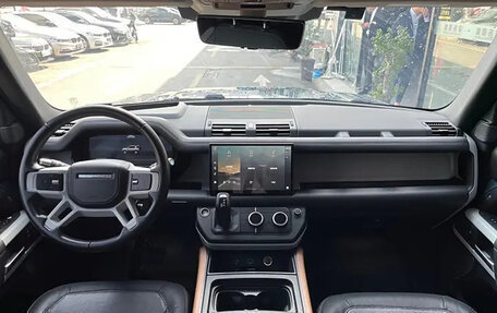 Land Rover Defender II, 2022 год, 6 655 000 рублей, 7 фотография