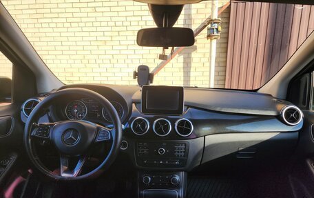 Mercedes-Benz B-Класс, 2015 год, 1 550 000 рублей, 8 фотография