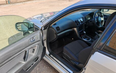 Subaru Legacy IV, 2004 год, 700 000 рублей, 4 фотография