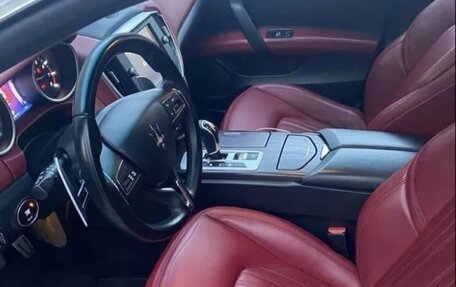 Maserati Ghibli, 2015 год, 3 600 000 рублей, 12 фотография